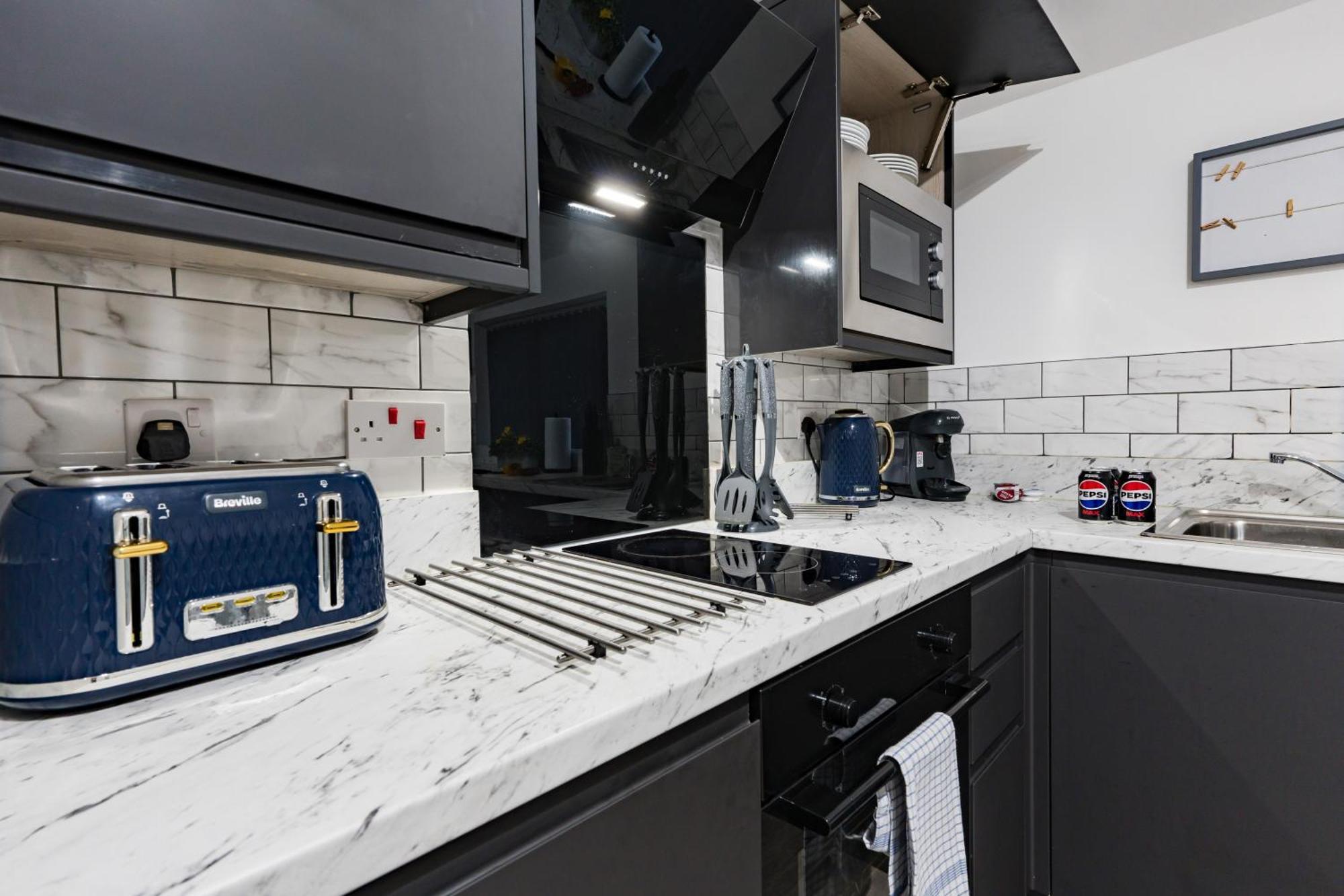 Nottage House Premier Apartments كارديف الغرفة الصورة